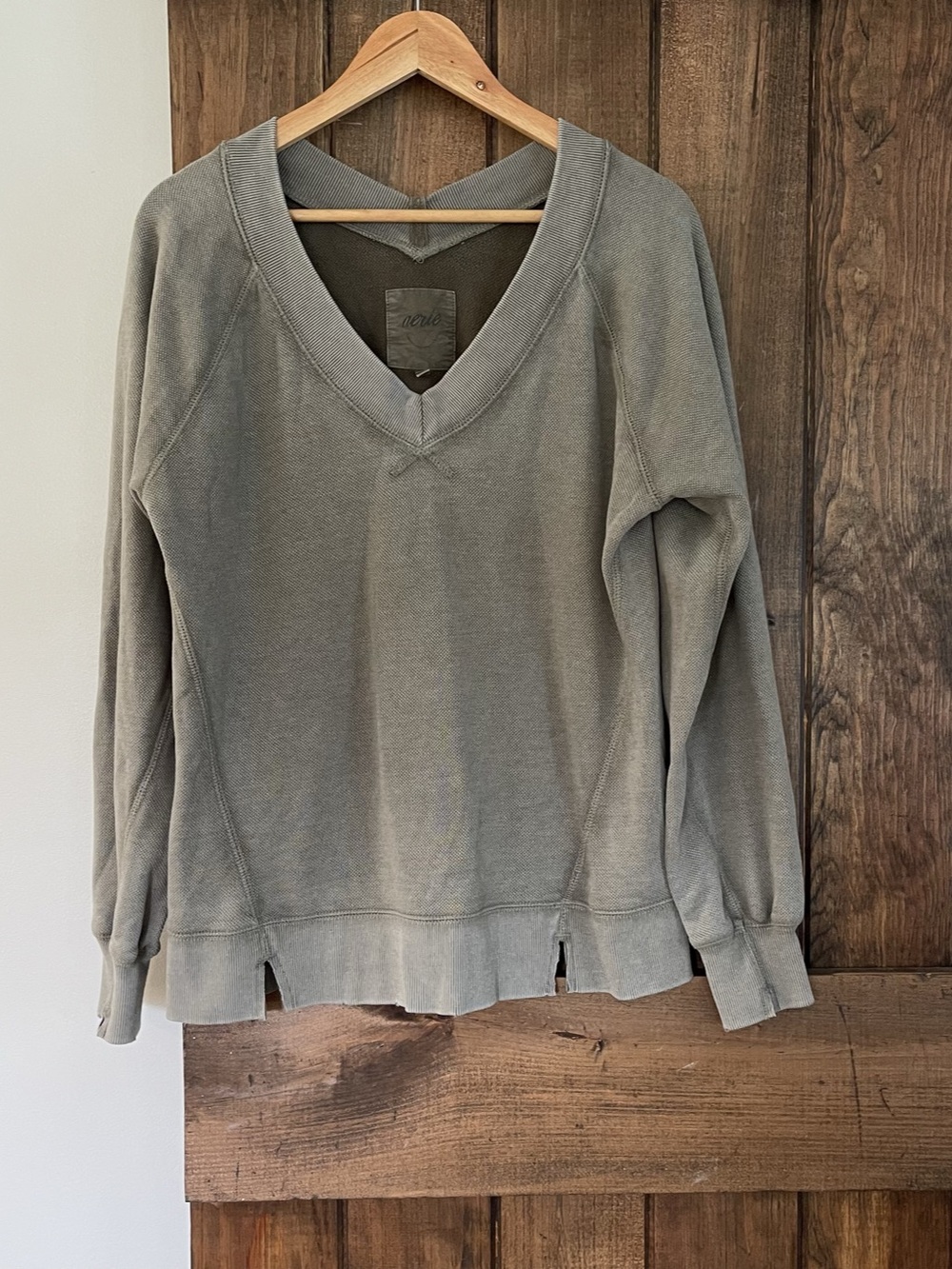 Aerie Downtime Oversized Big Hug V Neck Sweatshirt Olive XXS Fits Medium